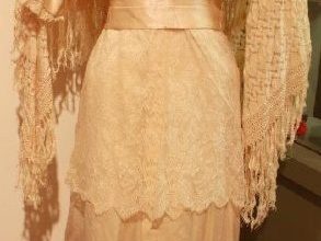 Vintage wedding dress